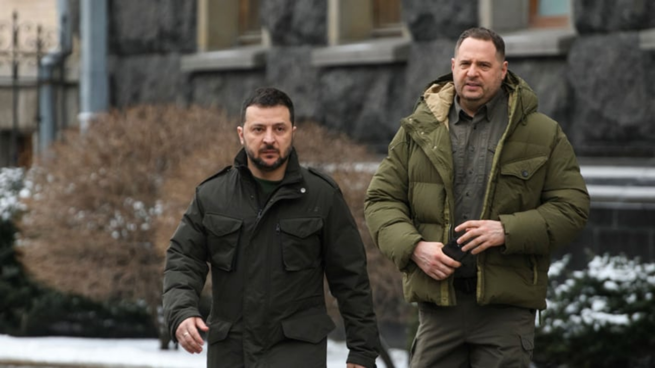 «Дякую, Андрію»: чорний реєстр заслуг Єрмака перед Зеленським