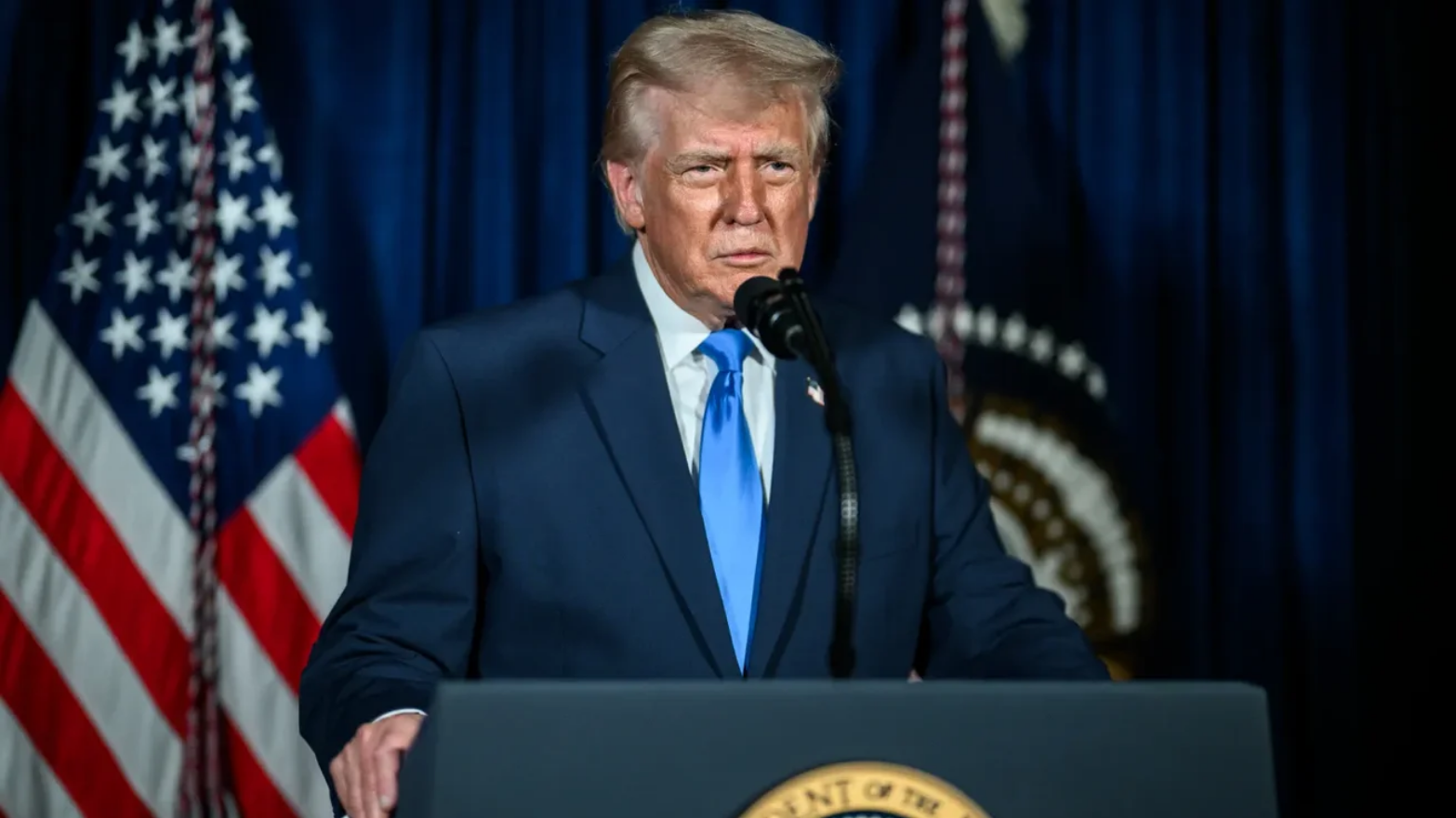 Трамп заявив, що Україна має «деякі складні проблеми» на тлі корупційного скандалу