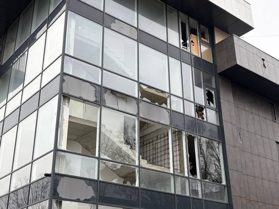 Війська рф вдарили по Дніпру ракетою: загинули четверо людей