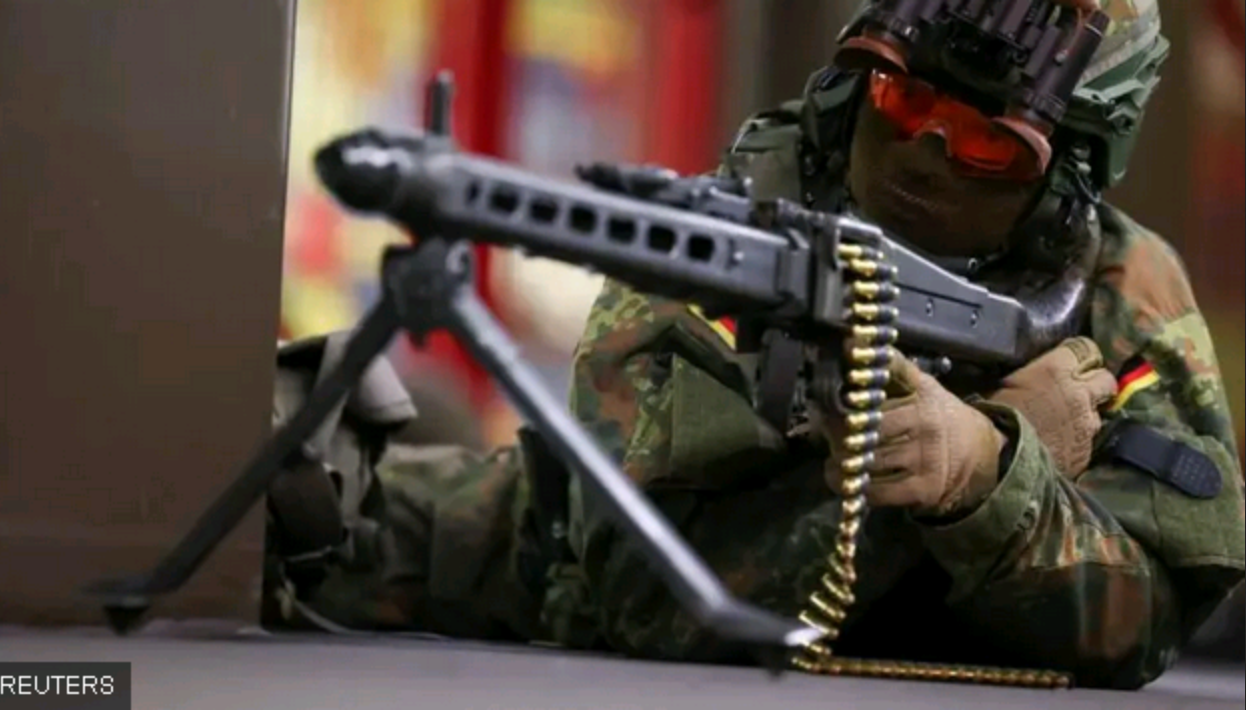 Як у Німеччині водій доставки «загубив» 20 тисяч боєприпасів