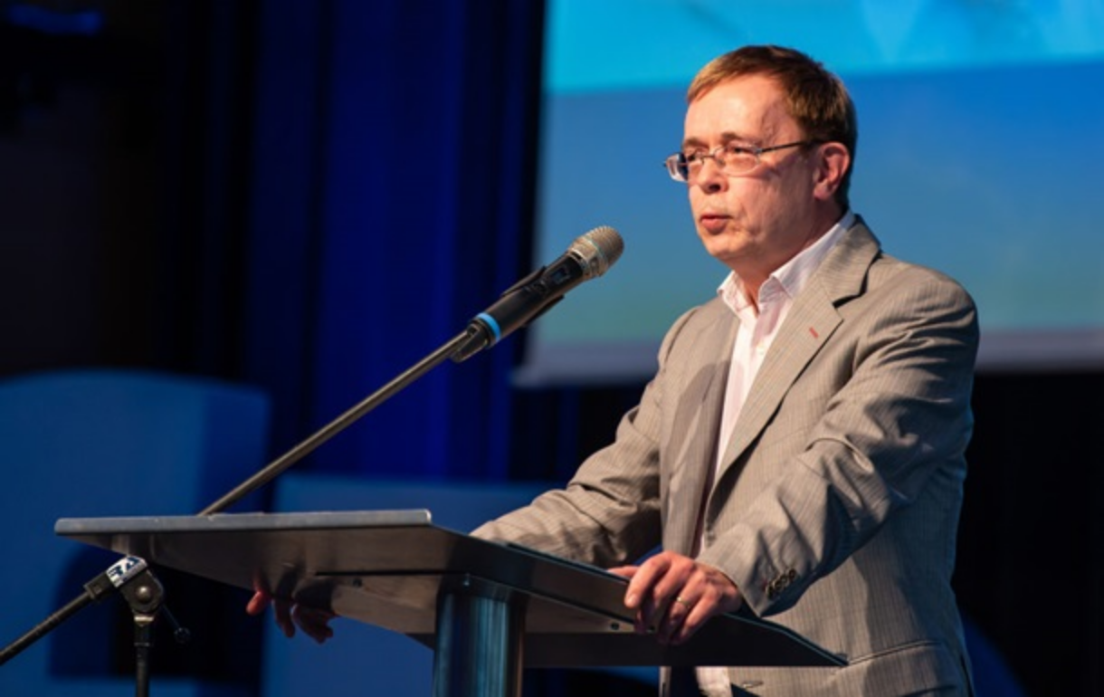 Україна скасувала візит євродепутатів через проросійського політика