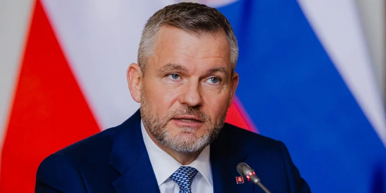 Президент Словаччини заявив, що не підтримує виділення коштів ЄС на військову допомогу Україні