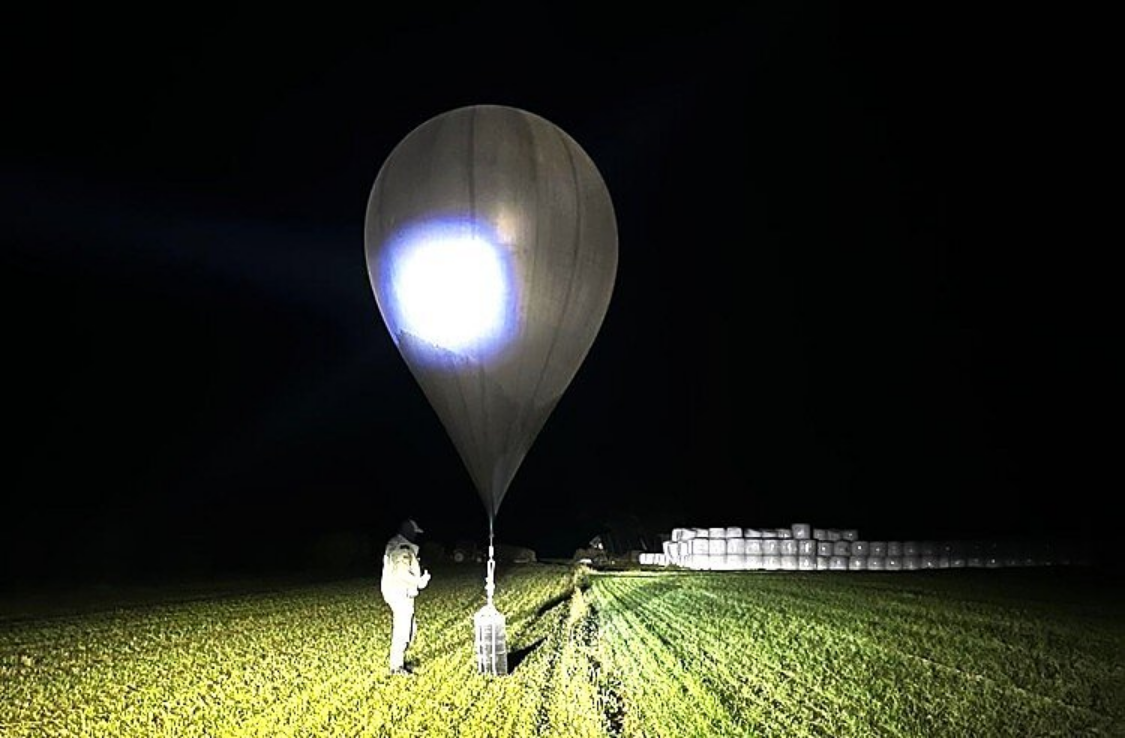 Литва оголосила надзвичайний стан через атаку метеозондів з Білорусі