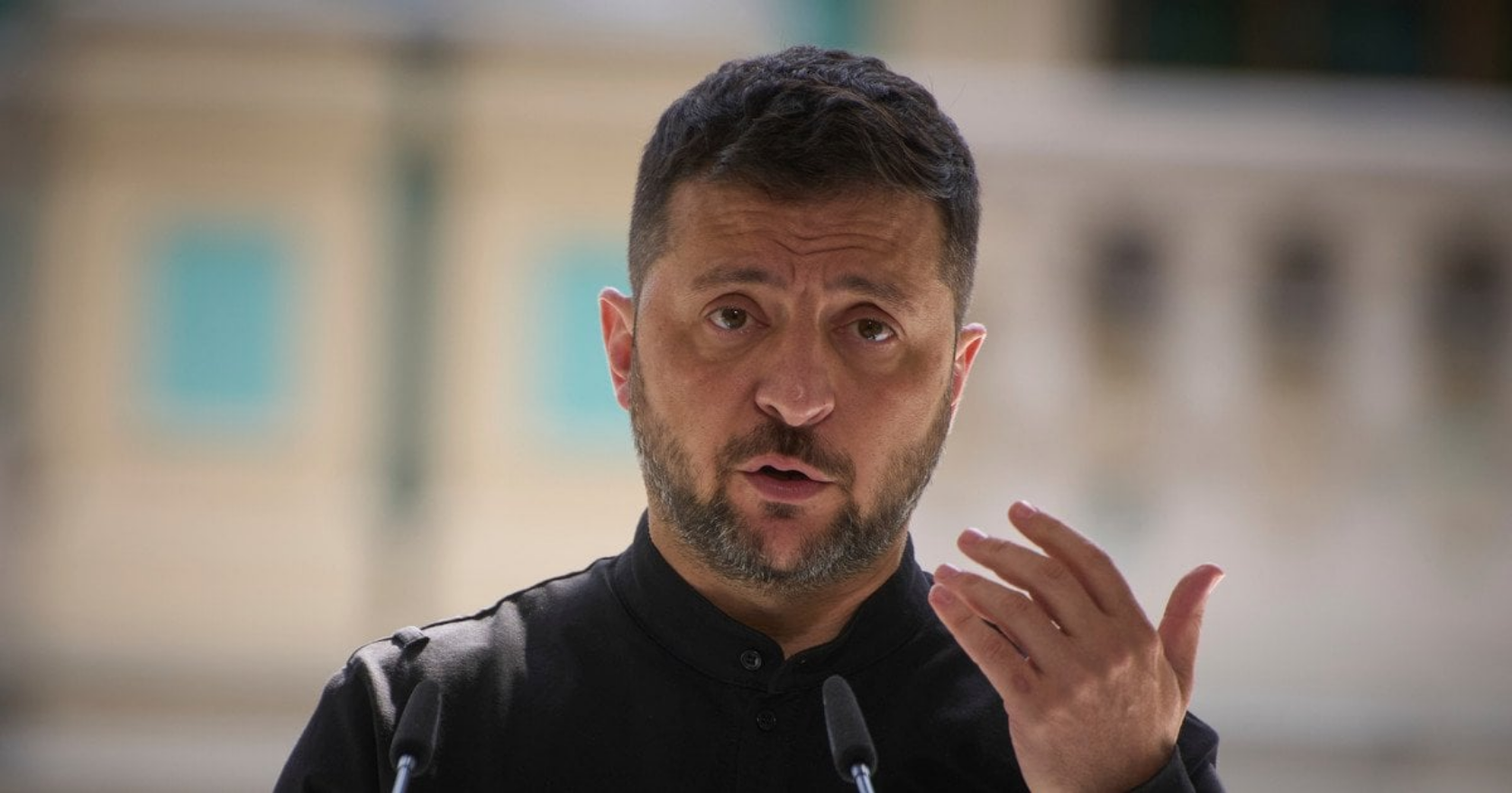 Що ховають цифри опитувань?