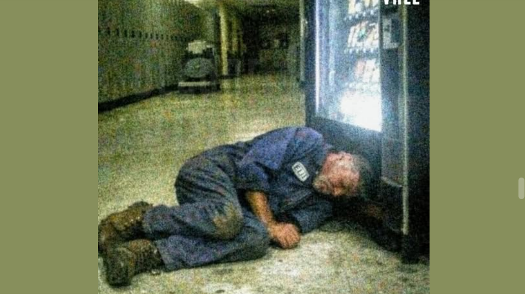 Він помер на самоті, але врятував сотні сердець