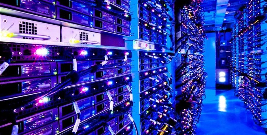 Замість сонця і вітру: Фінляндія видобуває величезну кількість енергії за допомогою інтернету