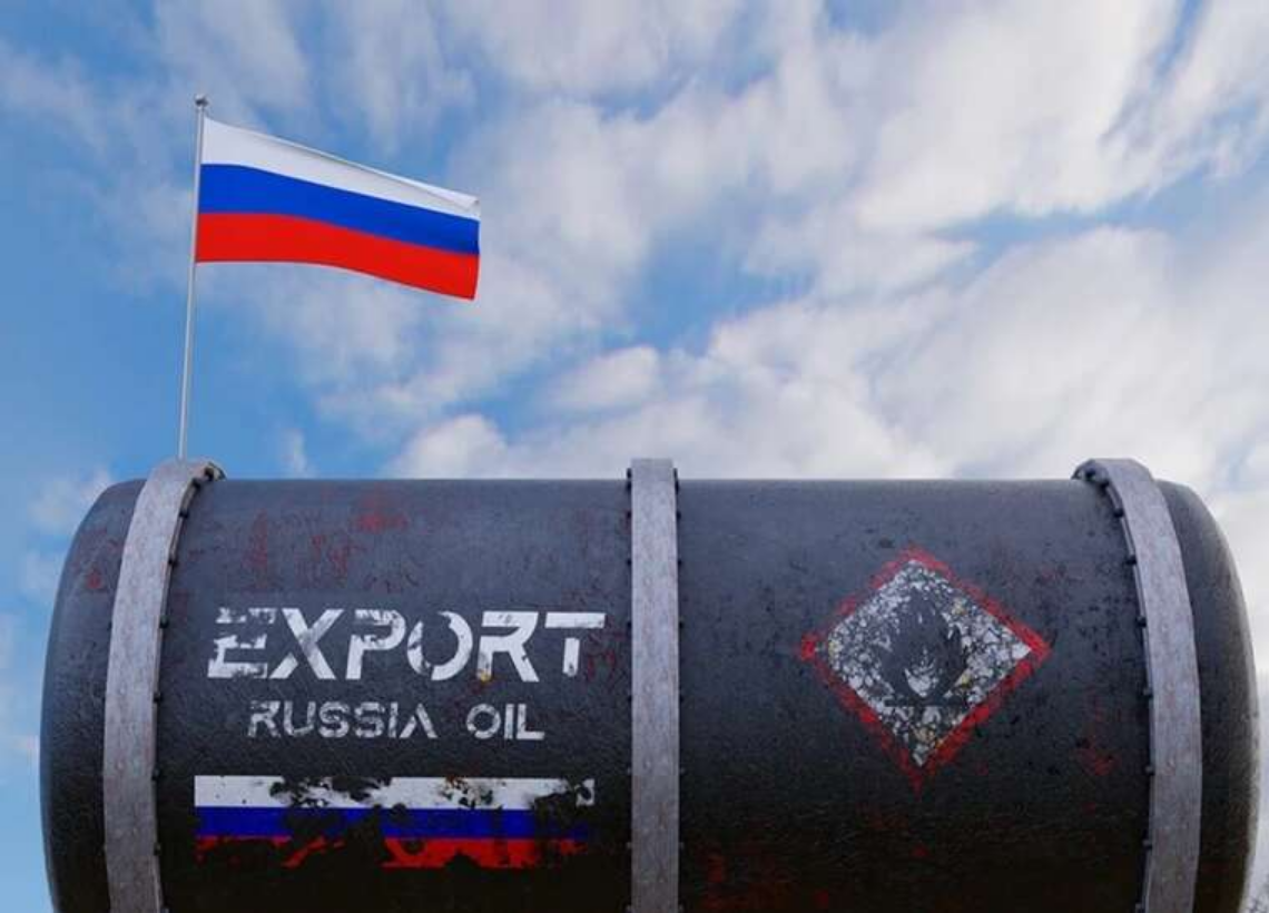 Bloomberg: російська нафта продається з рекордними знижками через санкції США