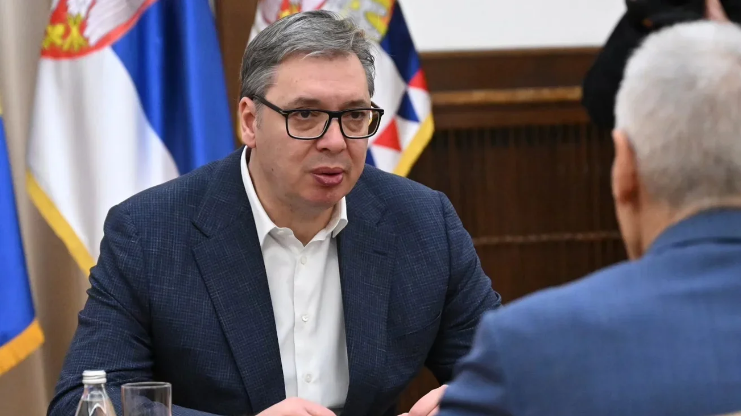 Президент Сербії анонсував обов'язкову військову службу та каже, що війна росії з Європою «неминуча»