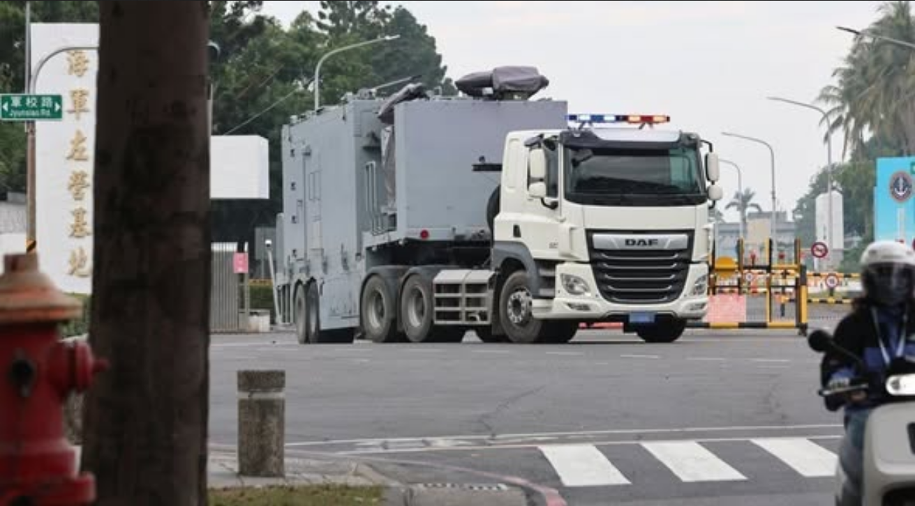 Вісь зла працює за графіком, ні хвилини простою