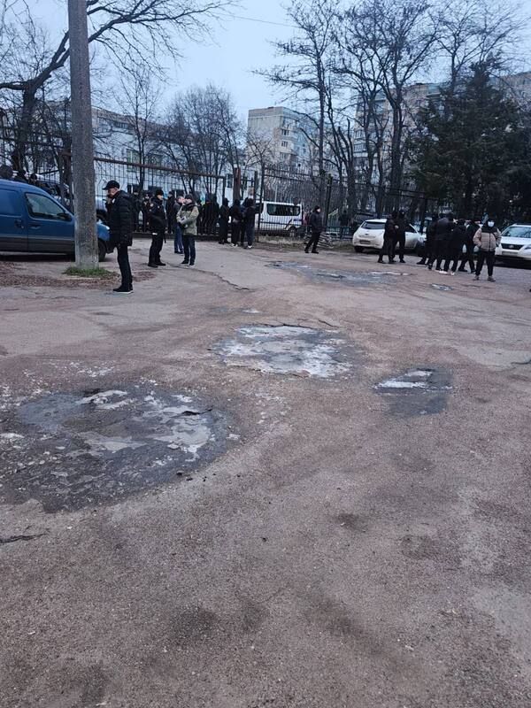 В Одесі відбувається рейдерське захоплення бази ДЮСШ «Чорноморець»_3