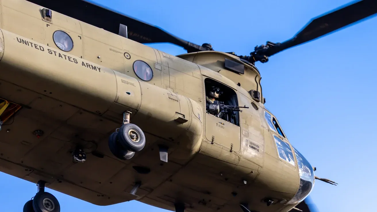 Конгресмен закликав не виконувати наказ Трампа, якщо той скаже вторгнутися до Гренландії