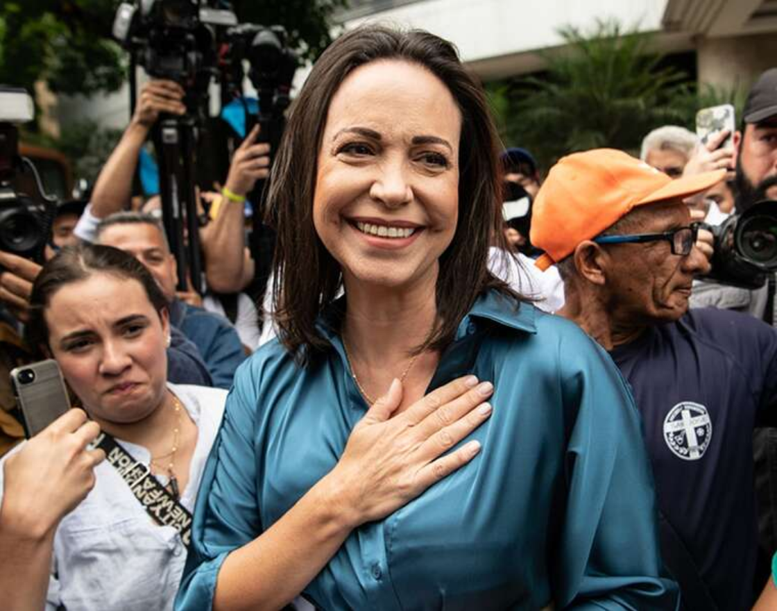 Марія Коріна Мачадо передала свою Нобелівську медаль Дональду Трампу