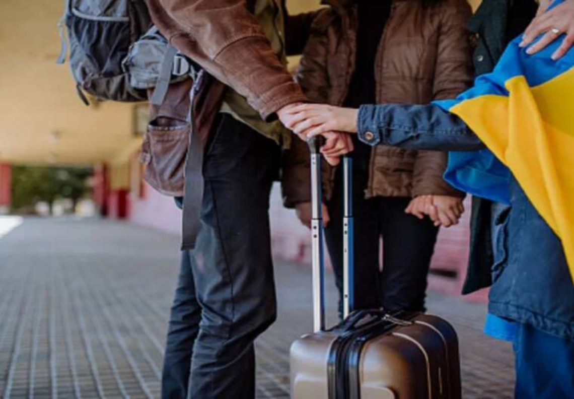 Понад 470 тисяч чоловіків виїхали з України під час війни та не повернулися, - ЗМІ