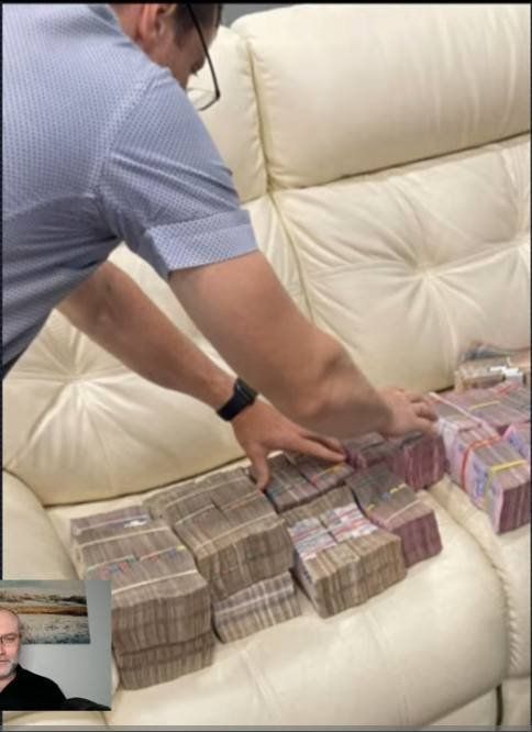 Гроші, які, за словами Ваганяна, рахував Баканов