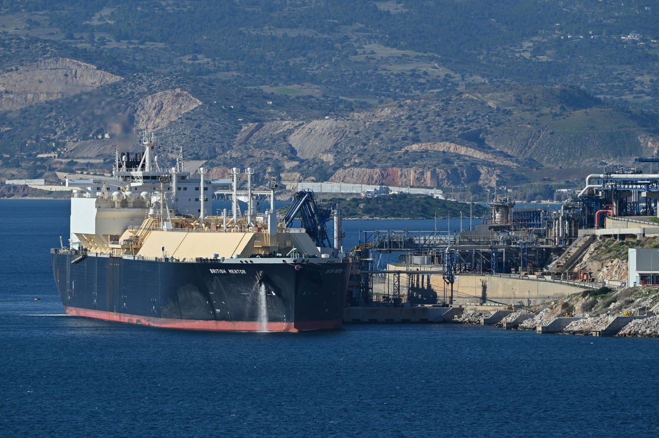 ЄС занепокоєний надмірною залежністю від американського газу на тлі напруження з Вашингтоном