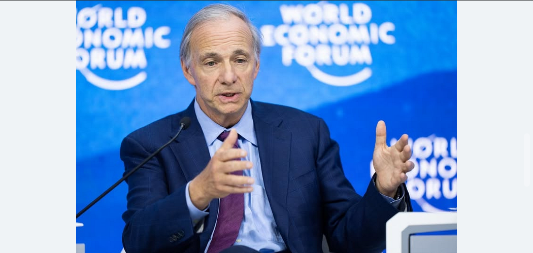 Реймонд Даліо — американський фінансист, мільярдер, засновник інвестиційної компанії Bridgewater Associates, благодійник.