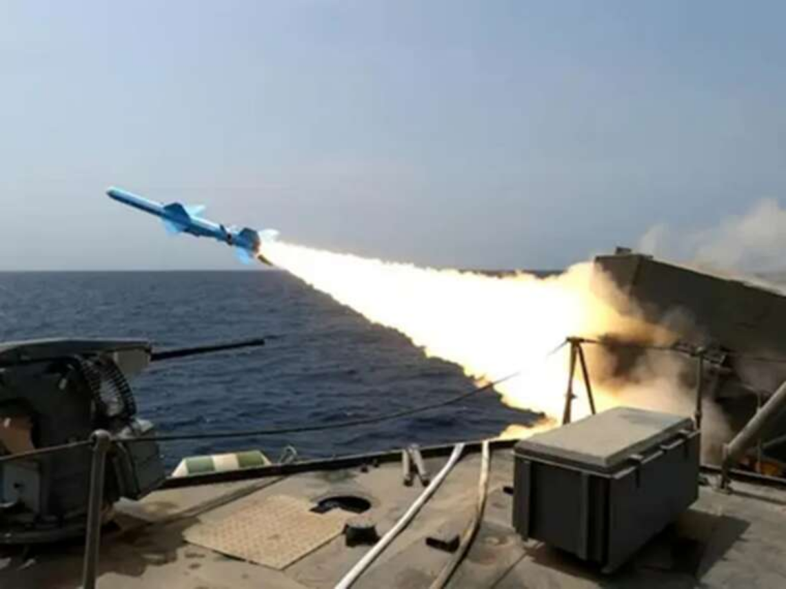 Тегеран розпочинає масштабні навчання та погрожує перекрити головну водну артерію світу