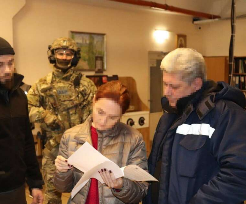 Подвійні стандарти ДБР