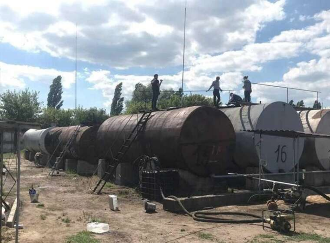 Підпільна нафтобаза в Мерефі та тіньові АЗС