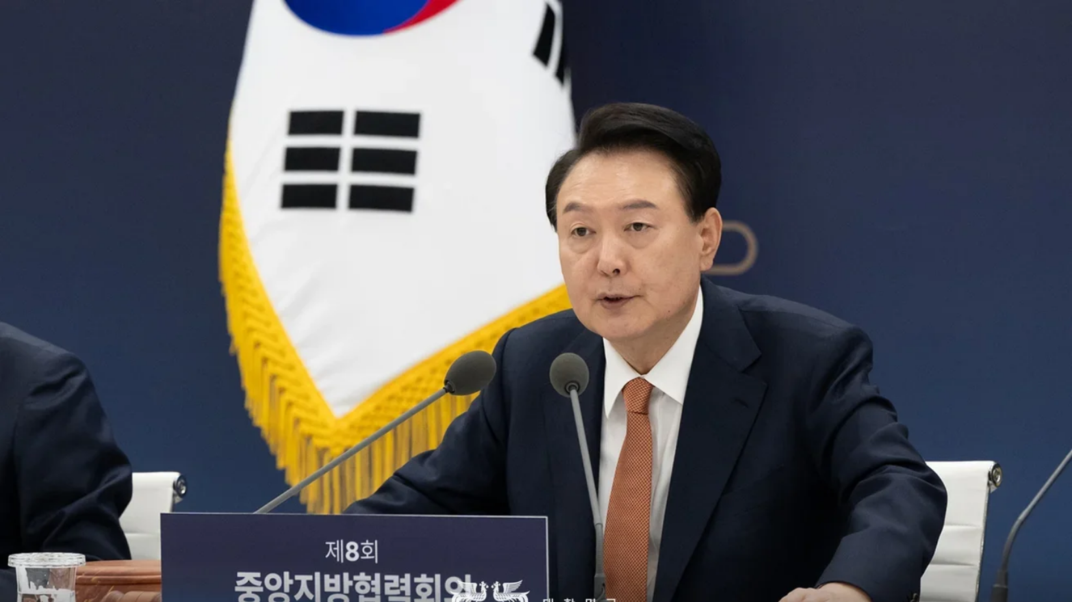 Експрезидента Південної Кореї засудили до довічного ув’язнення за спробу держперевороту