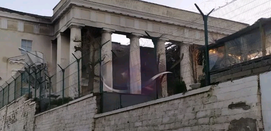 У Севастополі росіяни знесли штаб флоту після удару Storm Shadow