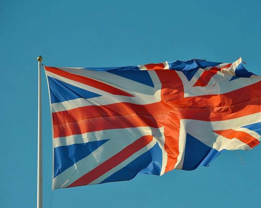 Велика Британія евакуювала весь персонал свого посольства в Тегерані