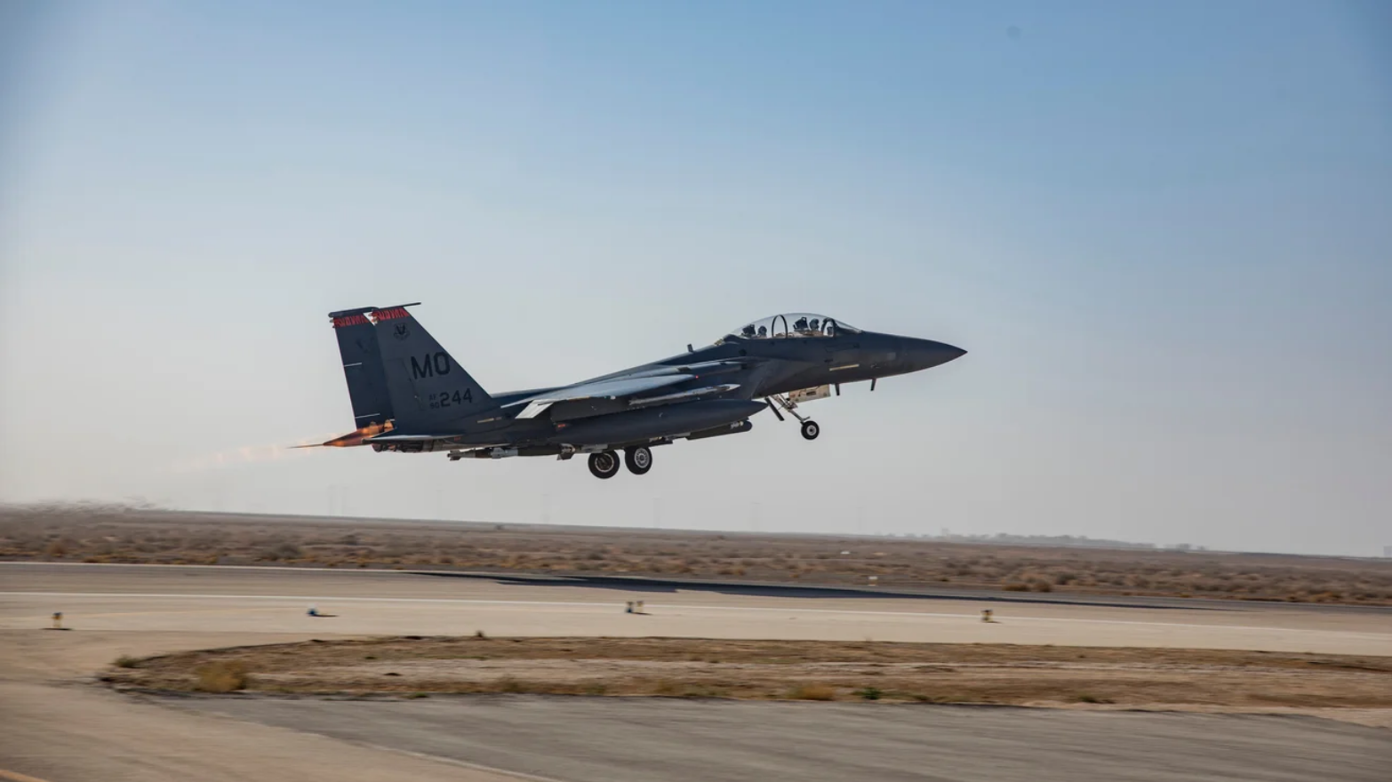 США підтвердили втрату трьох винищувачів F-15 над Кувейтом: причина в «дружньому вогні»