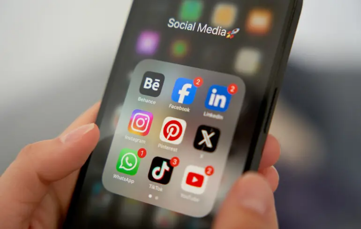 Перевірка віку в соцмережах може бути небезпечною: сотні науковців закликали уряди не поспішати