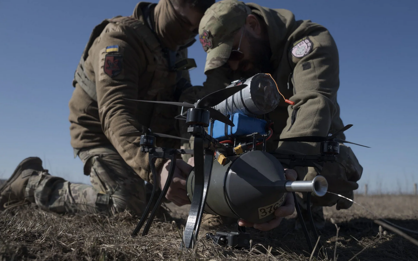 ЗСУ «душать» російські сили на передовій за допомогою нової стратегії – The Telegraph