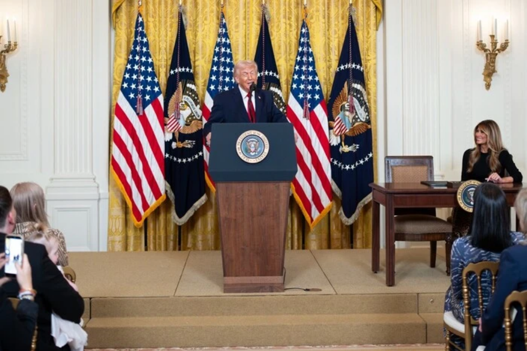 Трамп втрачає інтерес до війни в Україні – FT