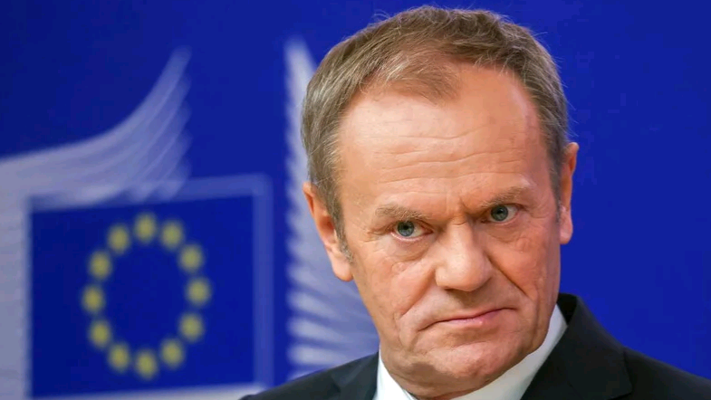 Туск б'є на сполох через можливий вихід Польщі з ЄС