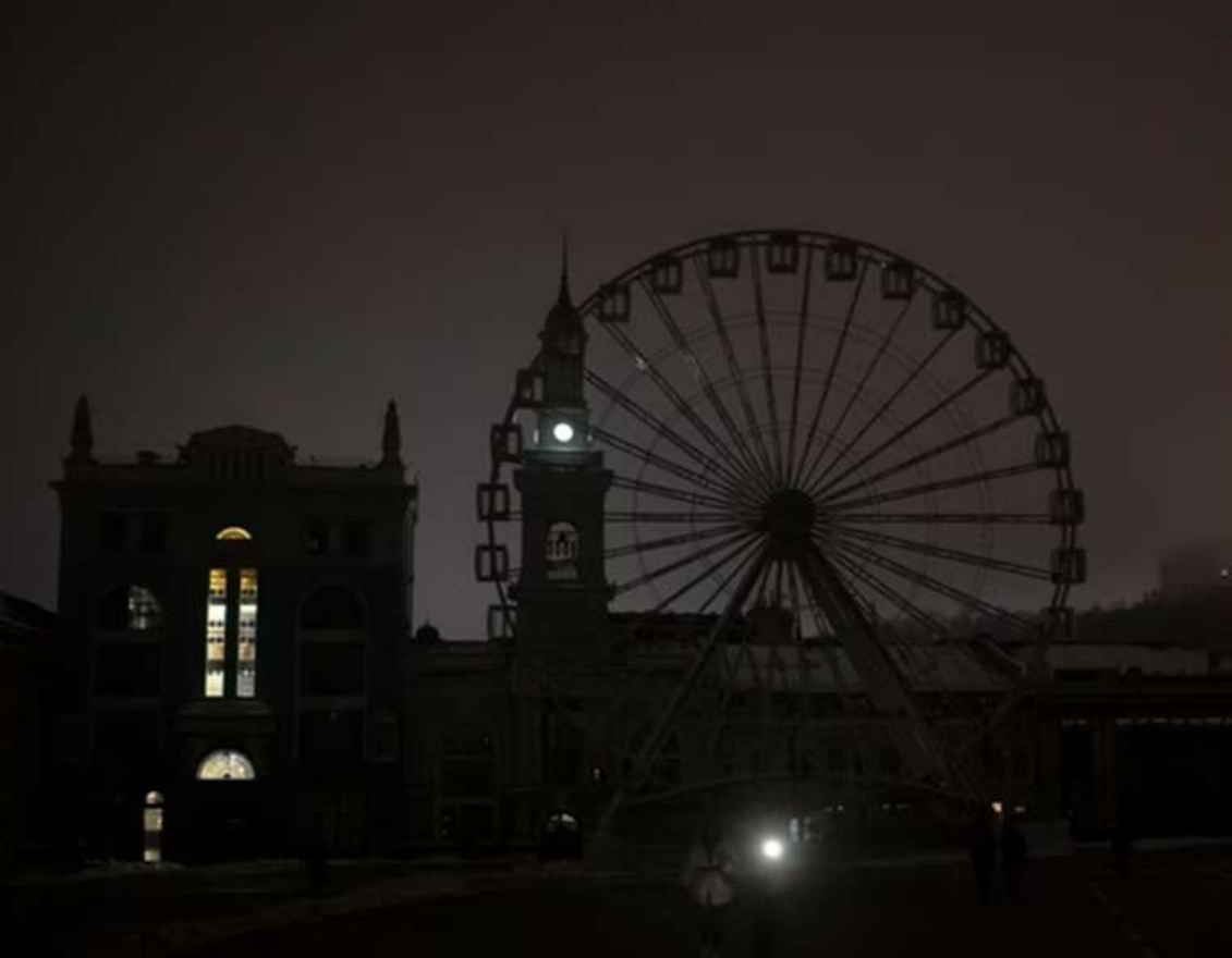 У п’ятницю українці залишатимуться без світла до 16 годин на добу, - Укренерго