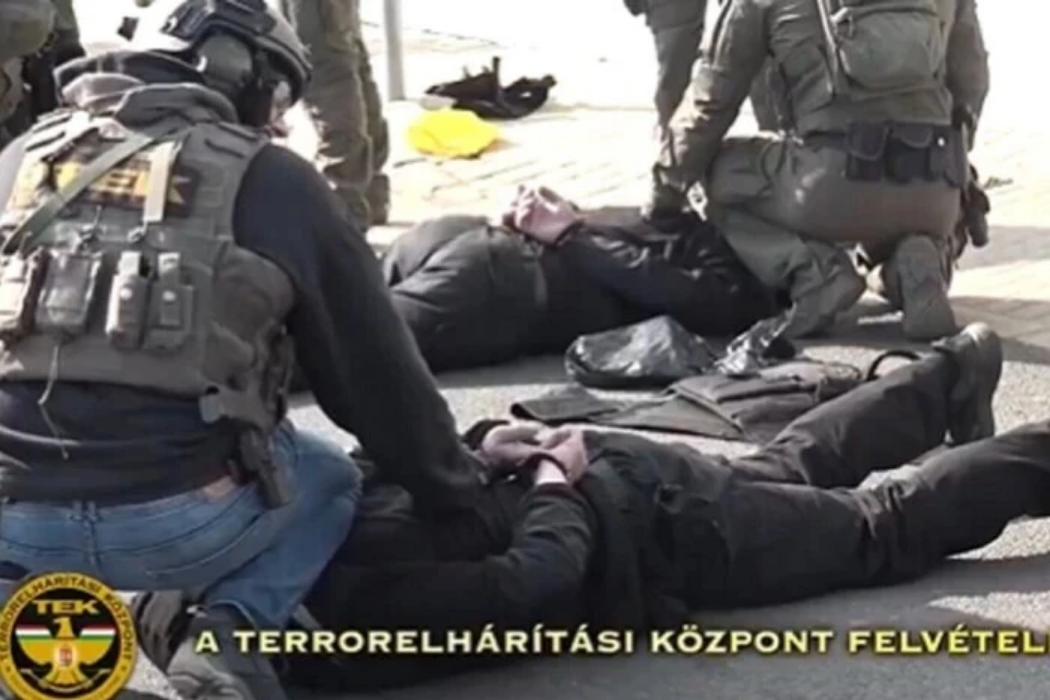 Угорські спецслужби могли вколоти інкасатору «Ощадбанку» психотропи – The Guardian