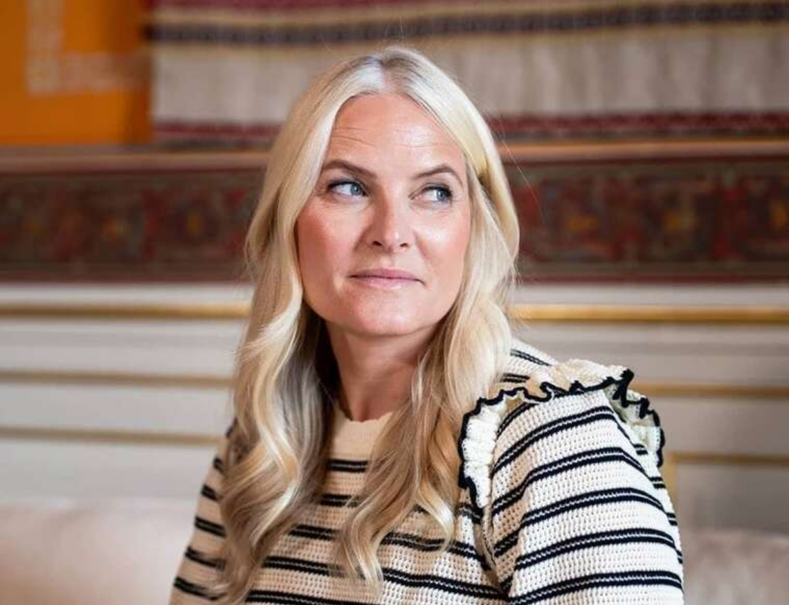«Це була помилка»: кронпринцеса Норвегії вперше розкрила деталі своїх зв’язків із Джеффрі Епштейном