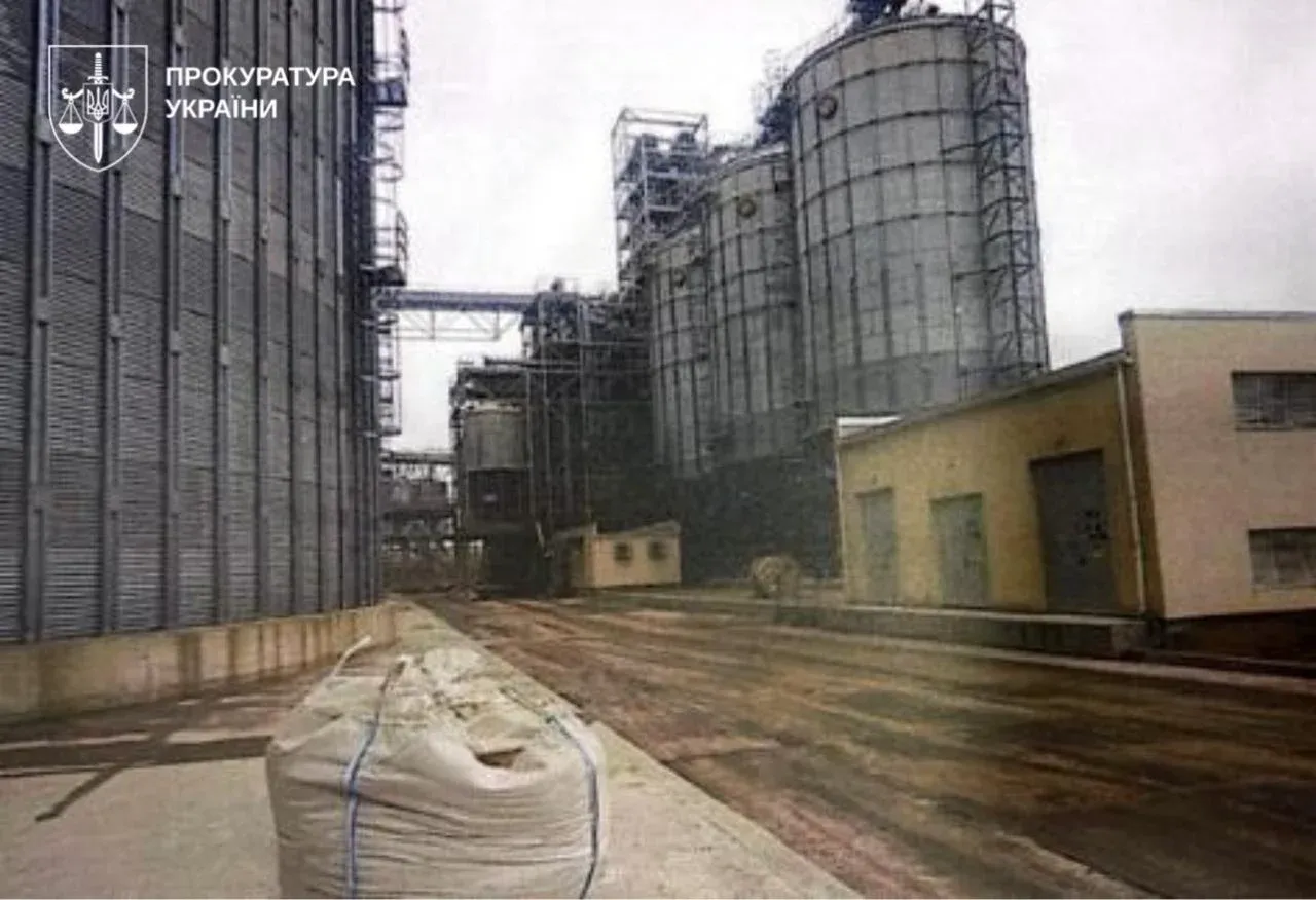 Фіктивний продаж зерна на 63 млн грн_5