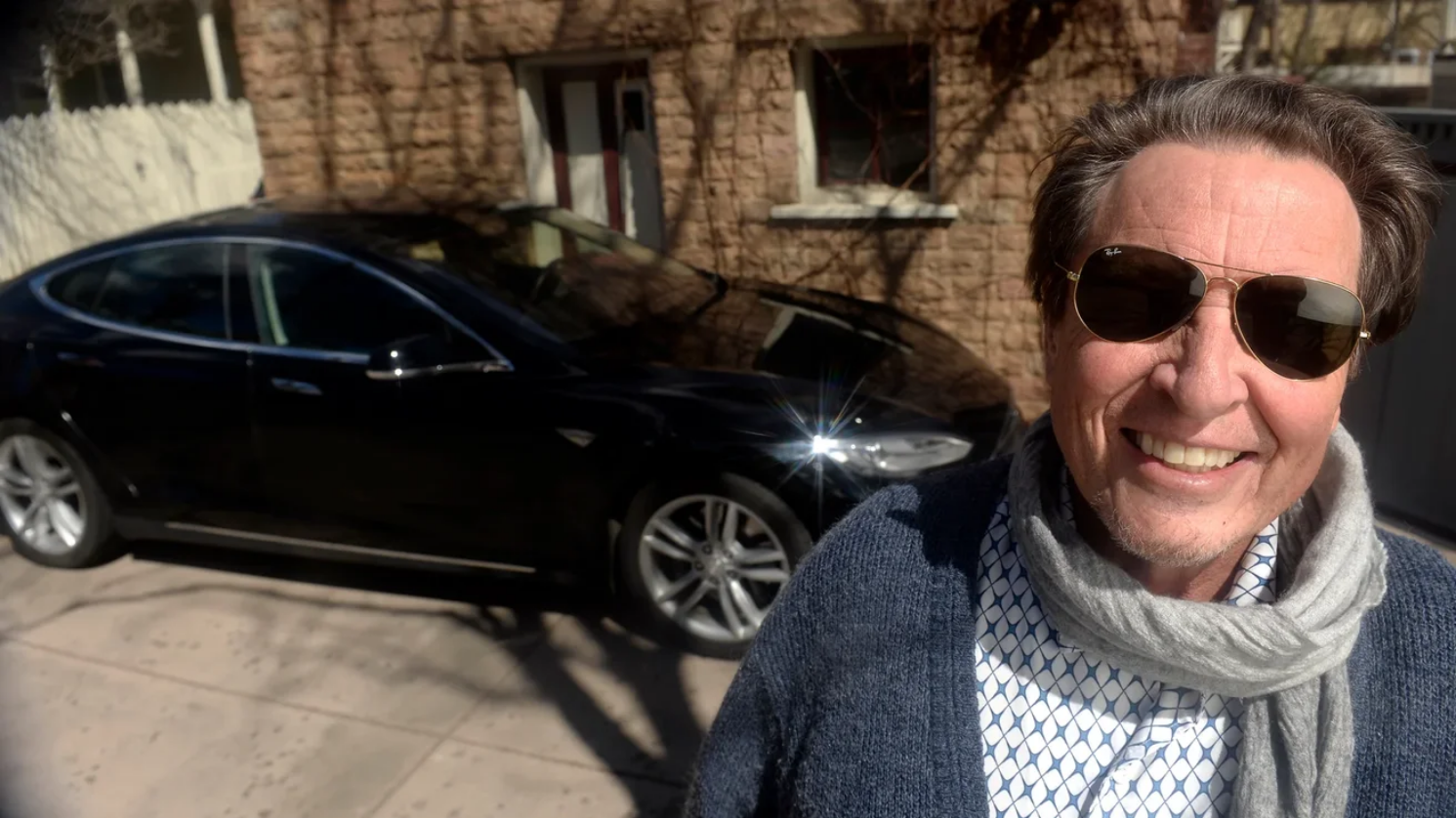 Батько Ілона Маска домовляється з росією про переселення білих «біженців» із ПАР