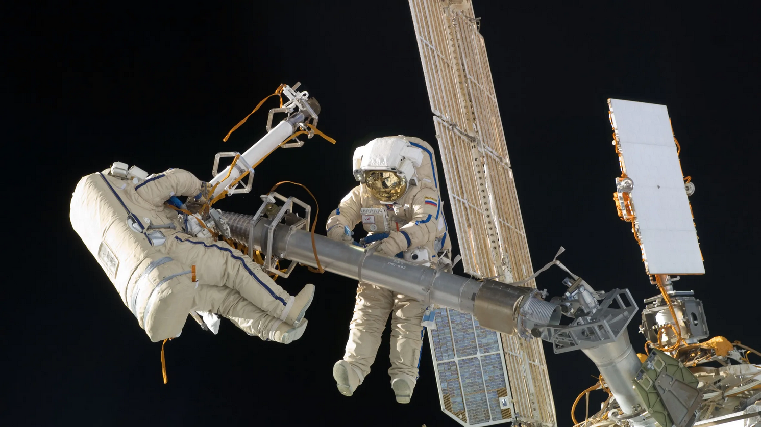 «Космічний Перл-Гарбор»: рф хоче розмістити на орбіті Землі ядерну зброю, — The Times