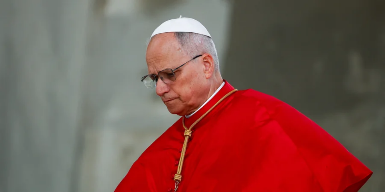 Папа Римський заявив, що світ руйнує «жменька тиранів», які витрачають мільярди на війни