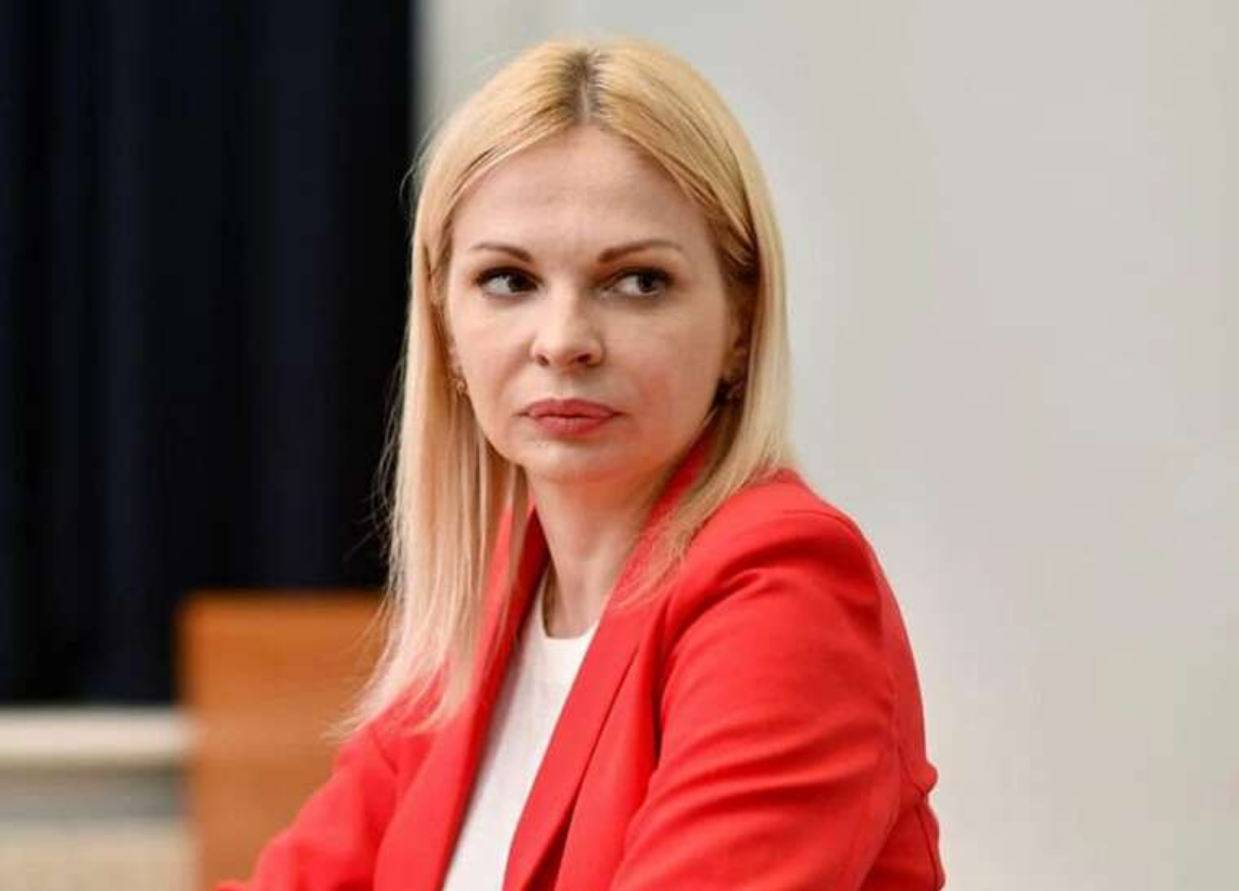 Невиліковна. Як і вся зеленська шобла