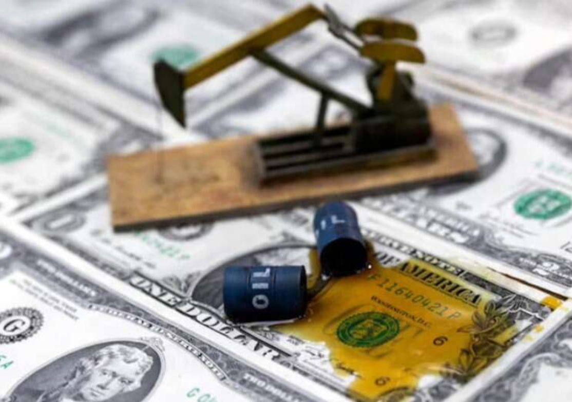 Нафта дорожчає: Brent наближається до 105 доларів за барель через геополітичну напруженість