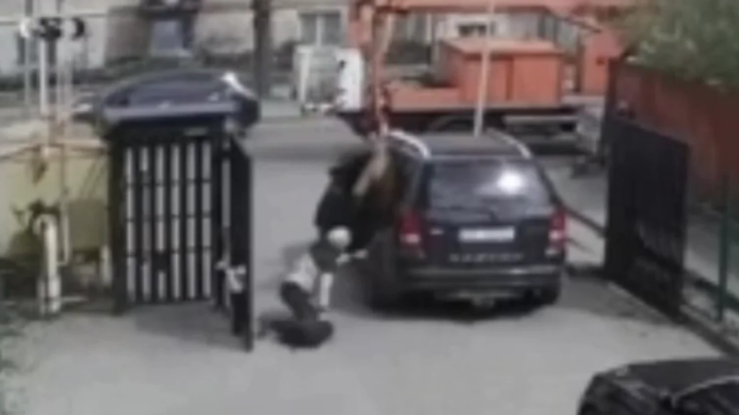 У Львові на жінку наїхав автомобіль ТЦК