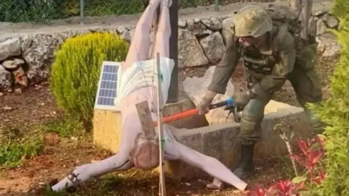 9 місяців за постріл у голову і 5 хвилин за наругу над статуєю Христа