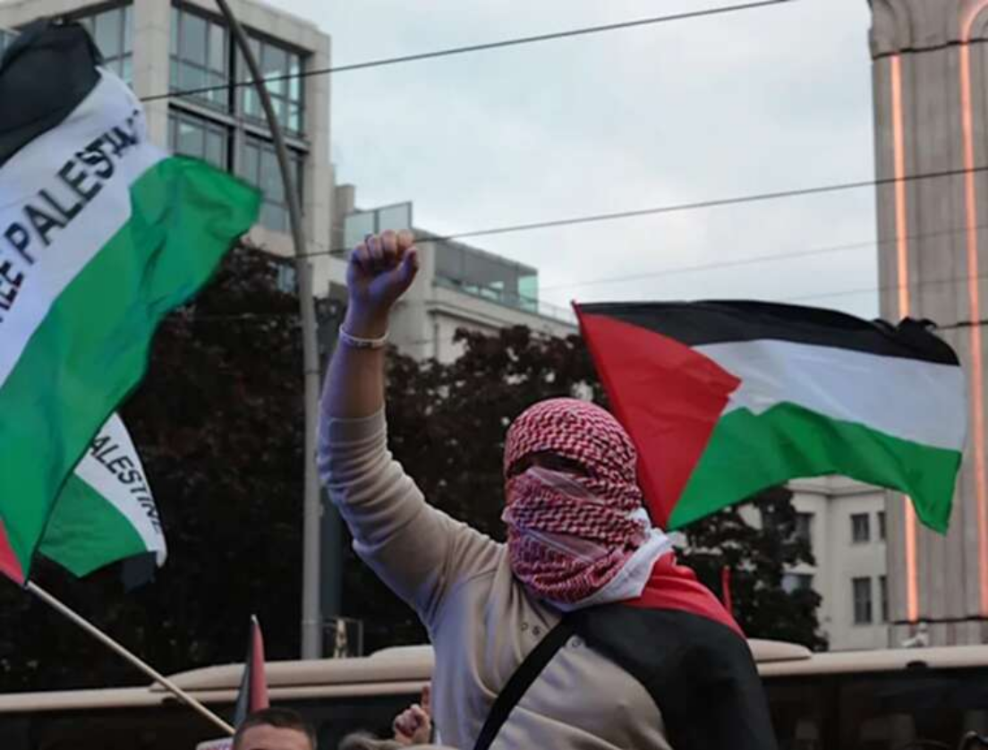 Хто стоїть за США