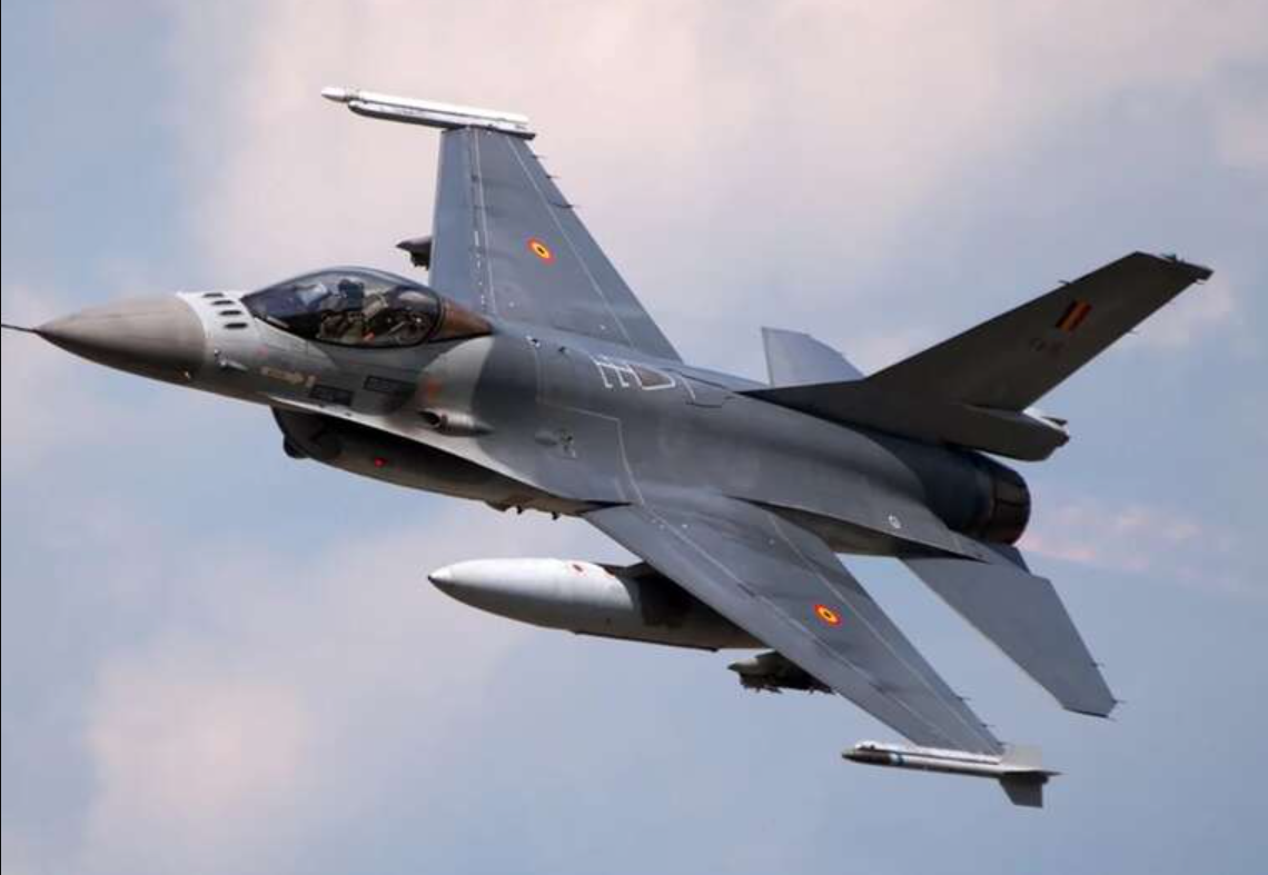 Бельгія може передати Україні понад 50 винищувачів F-16 замість 30
