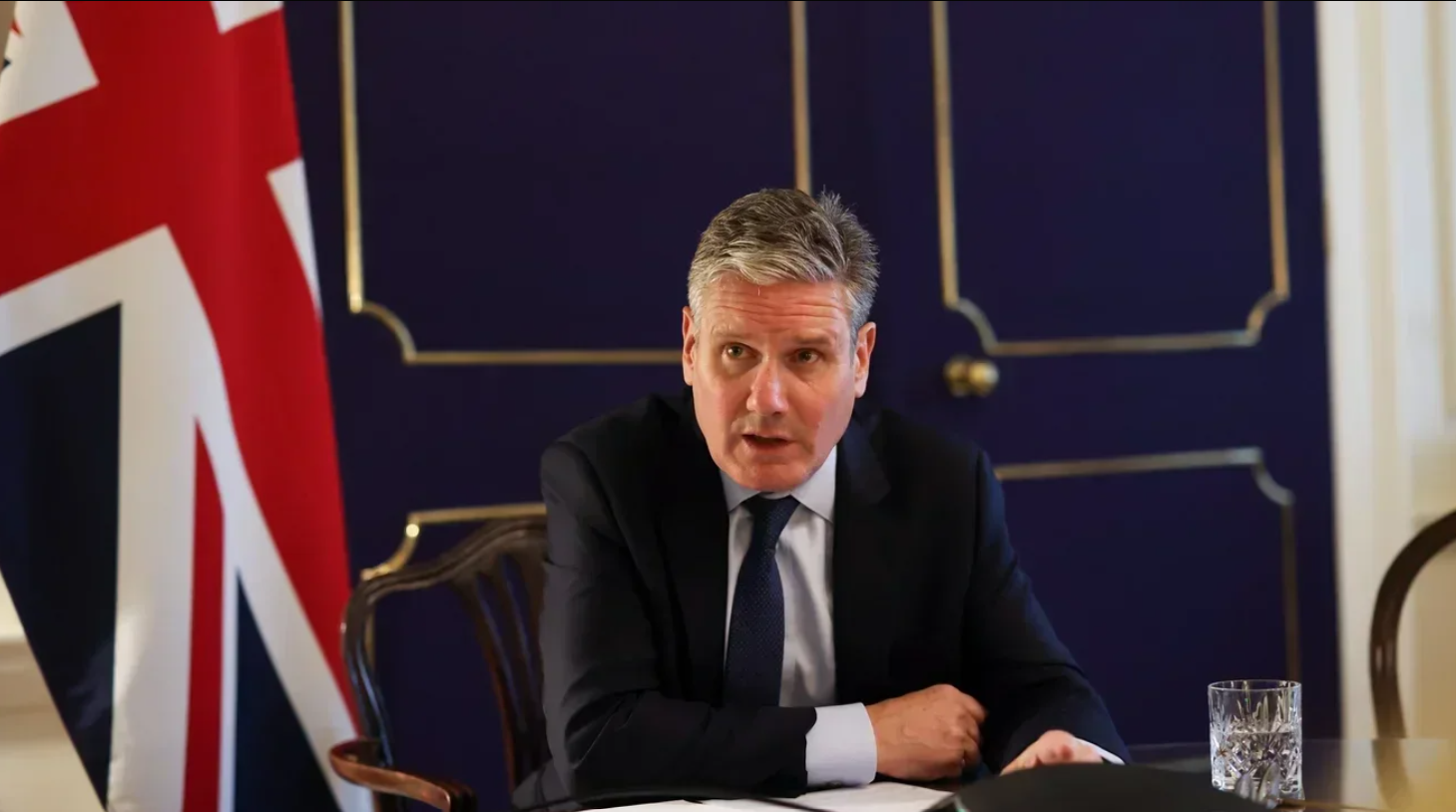 Депутати закликають британського прем’єра Стармера піти у відставку після невдалих виборів