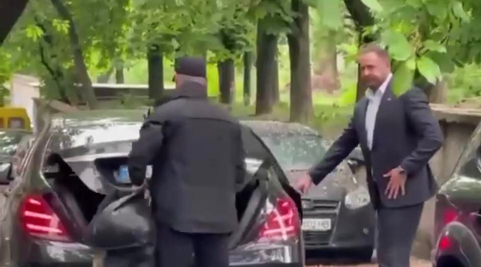 Вийшов із СІЗО — повернувся під «дах» системи
