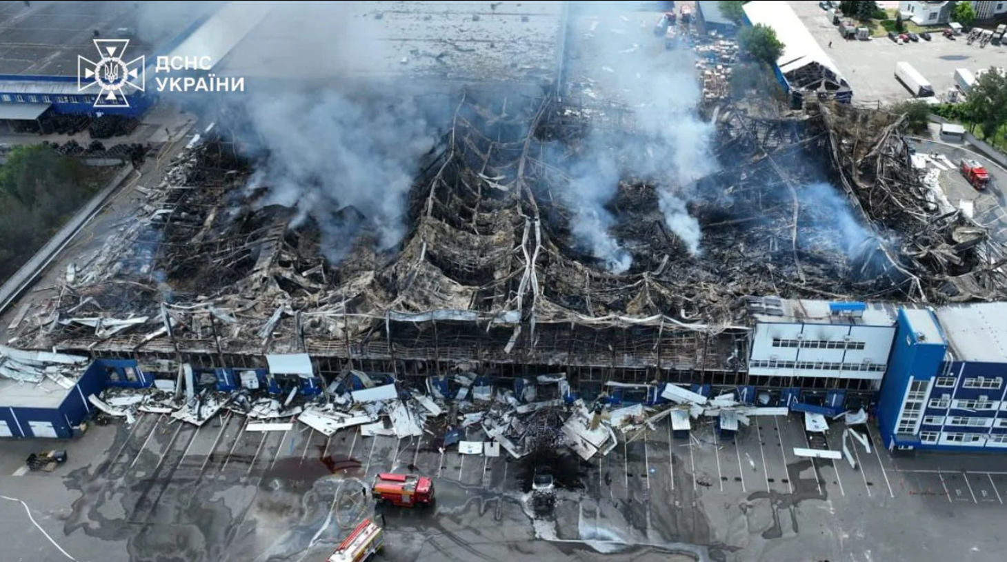 На Київщині ліквідували пожежу площею 10 тисяч квадратних метрів