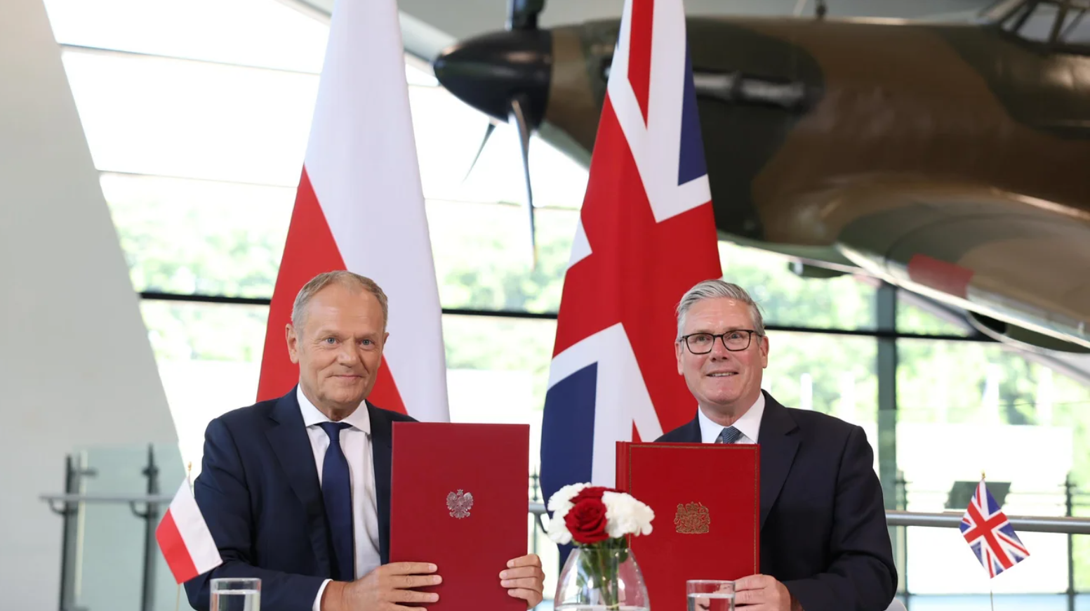 Велика Британія та Польща підписали оборонний договір для протидії росії