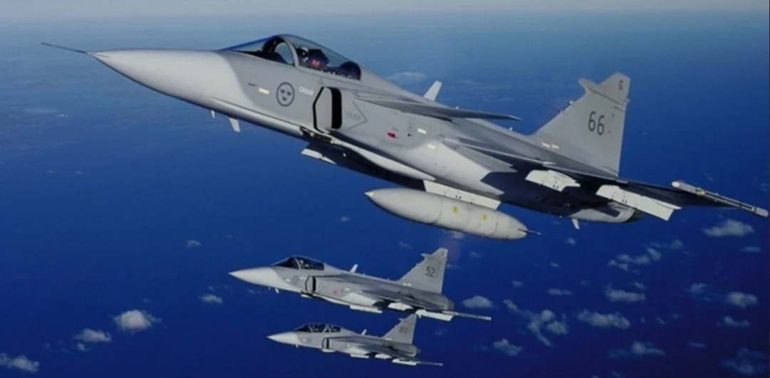 Швеція готується передати Україні багатоцільові винищувачі Gripen