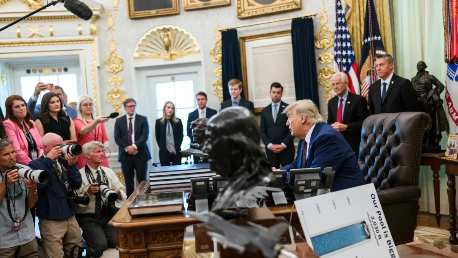 Трамп заявив, що Зеленський і путін тепер мають «самі домовитися»
